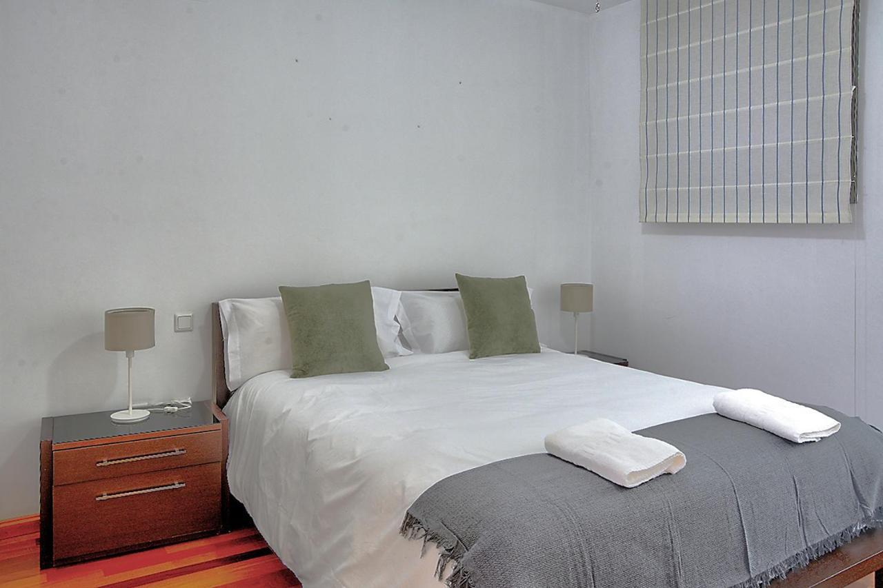 San Bernardo Family Apartment Seville Ngoại thất bức ảnh