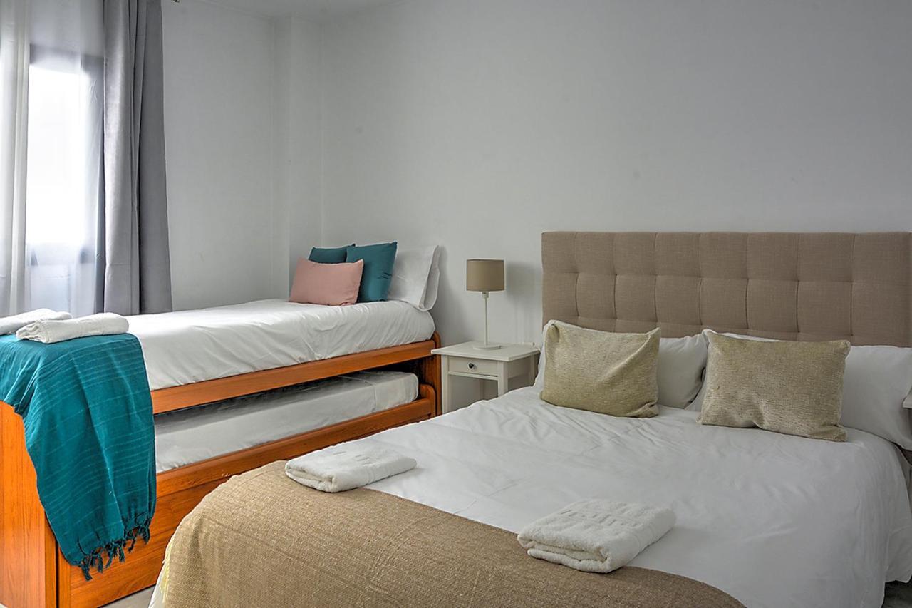 San Bernardo Family Apartment Seville Ngoại thất bức ảnh