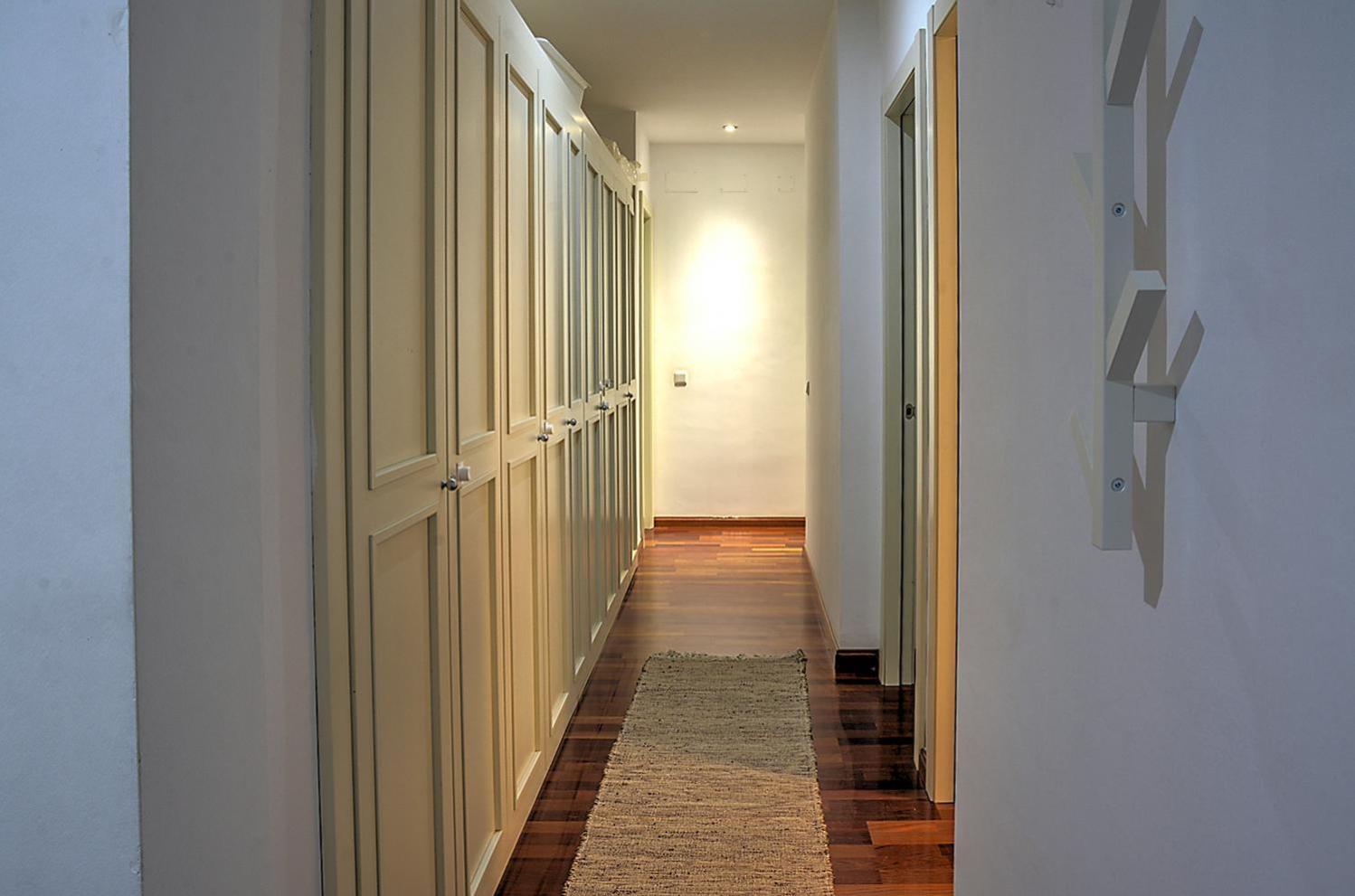 San Bernardo Family Apartment Seville Ngoại thất bức ảnh